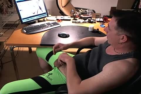 Green Bulge -> Whellote cream