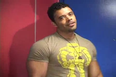 Solo, dom, Xxl, Busting, wank, Jerk, big, Xxl, Brown, Ghetto, gangsta, Monster, Biceps, Triceps, Sport, Fit, Athlete,