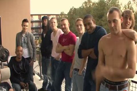 Bukkake Loving homosexual Gobbles penises