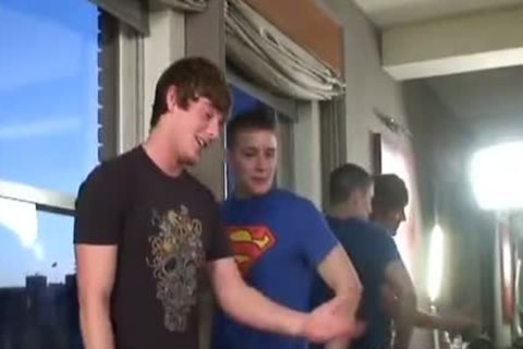 Brent Corrigan receives Double Dicked By pretty twinks