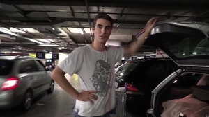 Czech Hunter: Mall Misadventures: Money and Manliness