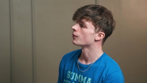 Men.com: Sultry Song: Guys Explore Their Gay Side